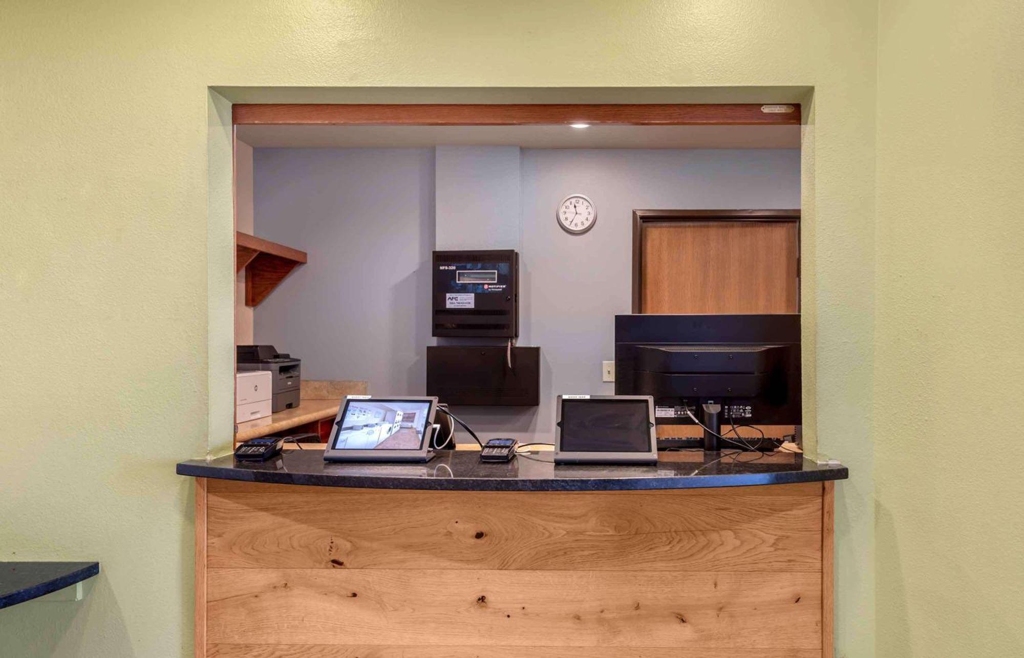 Extended Stay America Select Suites - Colorado Springs - Airport Esterno foto