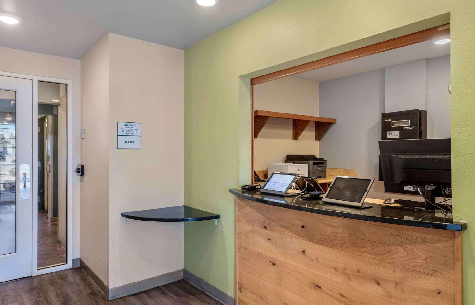 Extended Stay America Select Suites - Colorado Springs - Airport Esterno foto